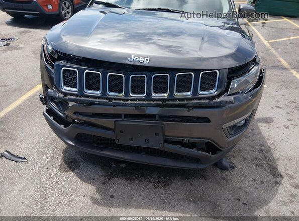 3C4NJDBB8LT215819 2020 JEEP COMPASS Gray Вид спереду