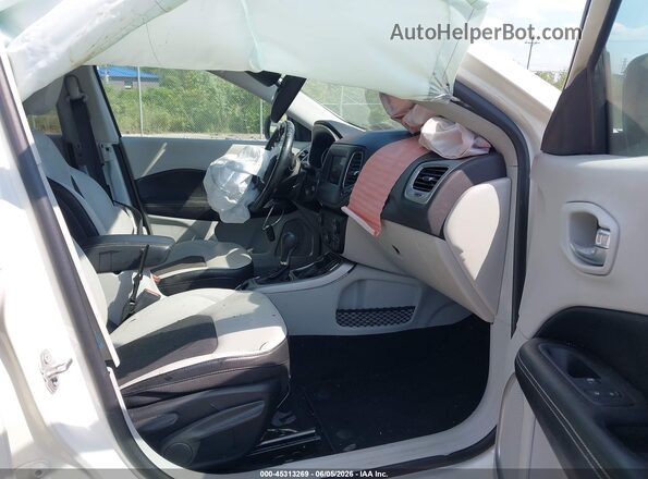 3C4NJDBB8MT534526 2021 JEEP COMPASS White Front interior view