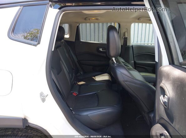 3C4NJDBB8MT586433 2021 JEEP COMPASS White VIN კოდის სტიკერის ხედი