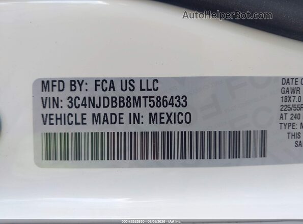 3C4NJDBB8MT586433 2021 JEEP COMPASS White ძრავის განყოფილების ხედი