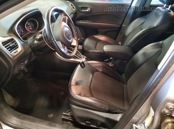 3C4NJDBB9JT313660 2018 JEEP COMPASS Silver Vista interior delantera