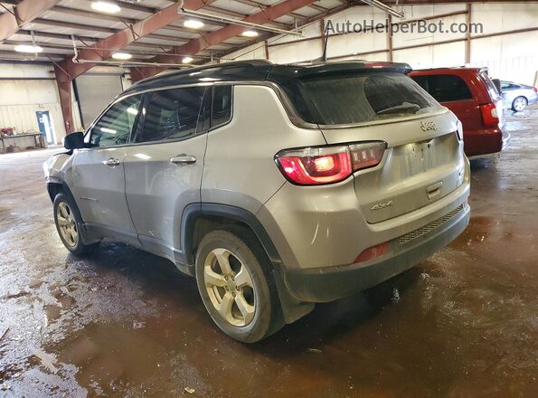 3C4NJDBB9JT313660 2018 JEEP COMPASS Silver Trasero izquierdo