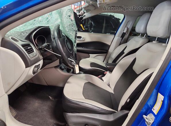 3C4NJDBB9JT392165 2018 JEEP COMPASS Синий 