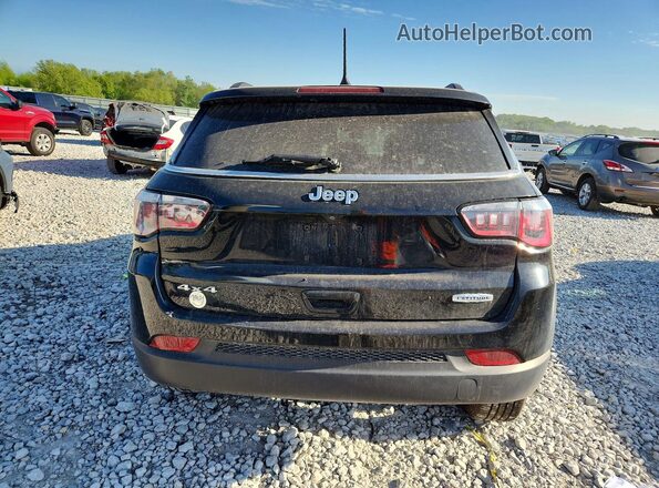 3C4NJDBB9KT641565 2019 JEEP COMPASS Black უკანა ხედი