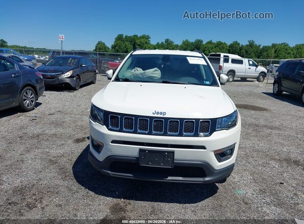 3C4NJDBB9KT696257 2019 JEEP COMPASS White Սարքավորումների վահանակի տեսք