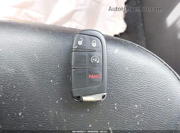 3C4NJDBB9KT704213 2019 JEEP COMPASS White Dashboard view