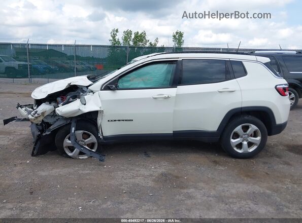3C4NJDBB9KT704213 2019 JEEP COMPASS White 360 interior view