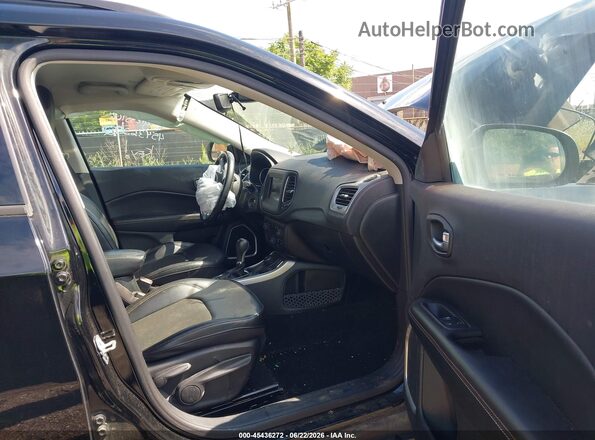 3C4NJDBB9KT849896 2019 JEEP COMPASS Black წინა სალონის ხედი