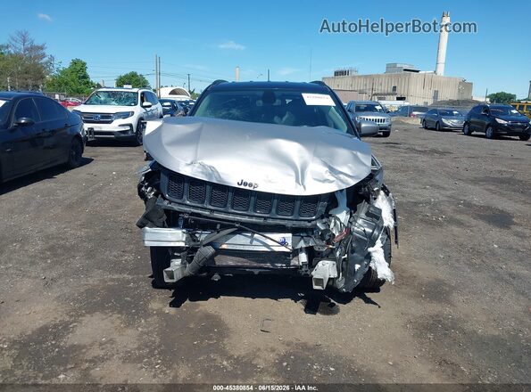 3C4NJDBB9LT139611 2020 JEEP COMPASS Silver Вид спереду