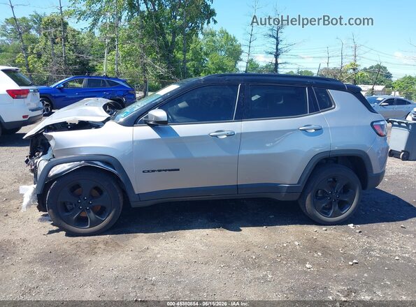 3C4NJDBB9LT139611 2020 JEEP COMPASS Silver Панорамний вид салону 360°