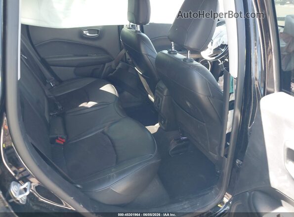 3C4NJDBB9LT256105 2020 JEEP COMPASS Black VIN կոդի պիտակի տեսք
