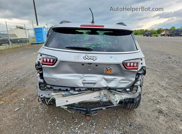 3C4NJDBB9NT111455 2022 JEEP COMPASS Серебряный Вид сзади
