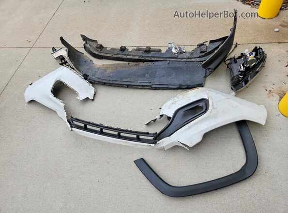3C4NJDBB9NT126246 2022 JEEP COMPASS Белый Вид подкапотного пространства