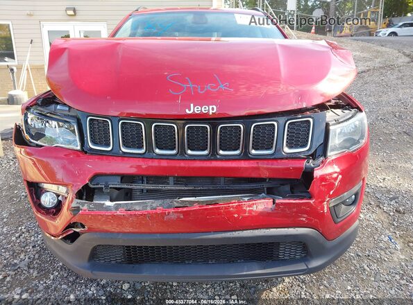 3C4NJDBBXJT143079 2018 JEEP COMPASS Red Widok z przodu