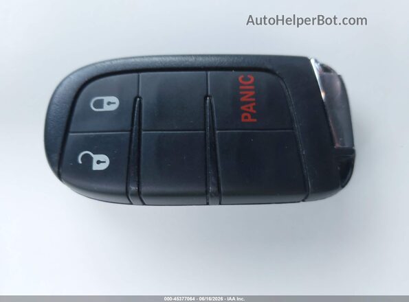 3C4NJDBBXJT143079 2018 JEEP COMPASS Red Widok deski rozdzielczej