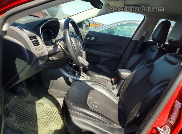 3C4NJDBBXJT185669 2018 JEEP COMPASS Красный Вид салона спереди