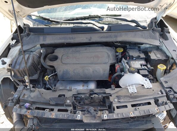 3C4NJDBBXJT366397 2018 JEEP COMPASS White უკანა ხედი