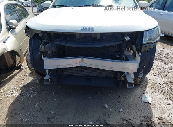 3C4NJDBBXJT366397 2018 JEEP COMPASS White წინა ხედი