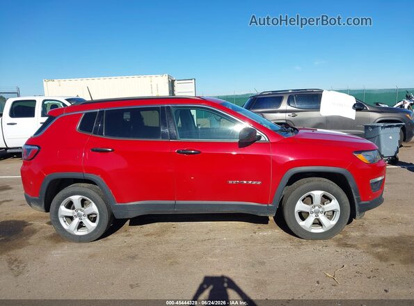 3C4NJDBBXJT457668 2018 JEEP COMPASS Red უკანა სალონის ხედი