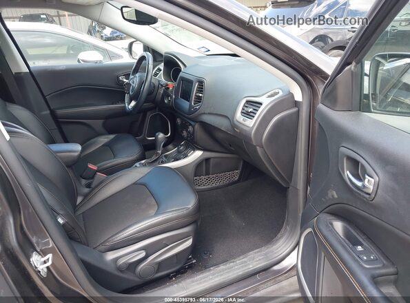 3C4NJDBBXMT546628 2021 JEEP COMPASS Gray Front interior view