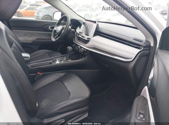3C4NJDBBXNT133707 2022 JEEP COMPASS White Սալոնի դիմացի տեսք