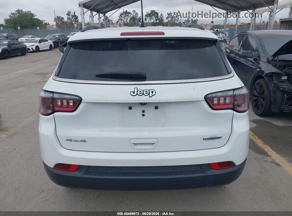 3C4NJDBBXNT133707 2022 JEEP COMPASS White 