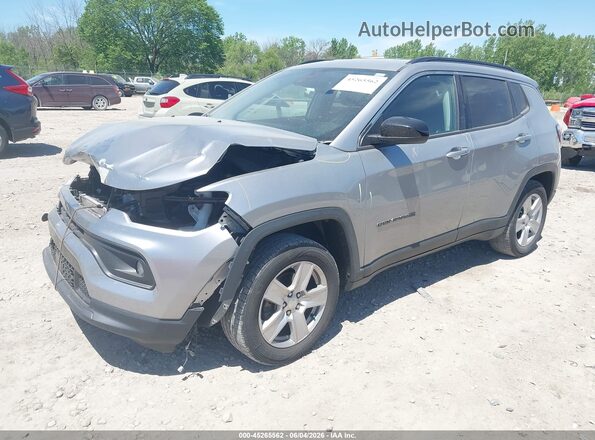 3C4NJDBBXNT231491 2022 JEEP COMPASS Silver Front left