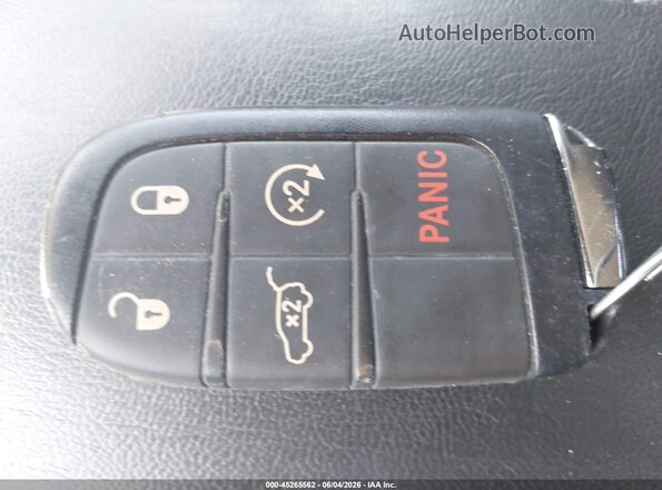 3C4NJDBBXNT231491 2022 JEEP COMPASS Silver Dashboard view