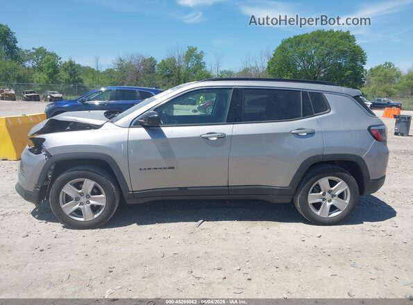 3C4NJDBBXNT231491 2022 JEEP COMPASS Silver 360 interior view