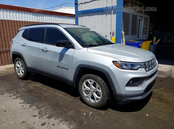 3C4NJDBN0RT115636 2024 JEEP COMPASS Silver 