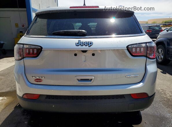 3C4NJDBN0RT115636 2024 JEEP COMPASS Silver 