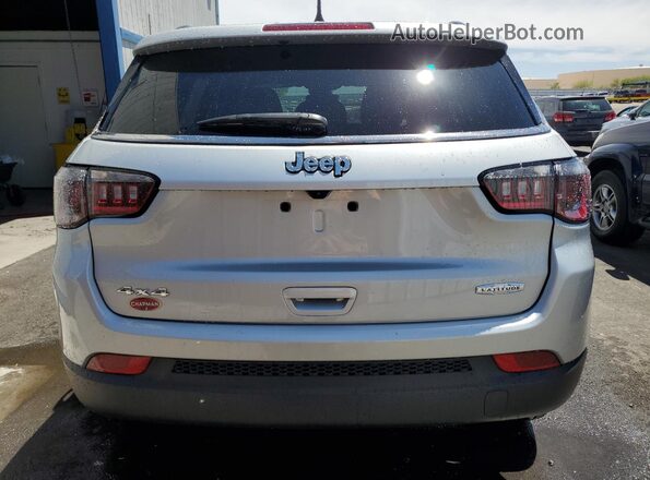 3C4NJDBN0RT115636 2024 JEEP COMPASS Silver 
