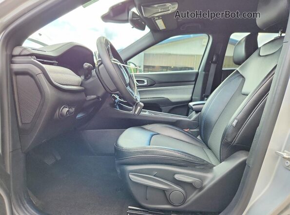 3C4NJDBN0RT124501 2024 JEEP COMPASS Серебряный 