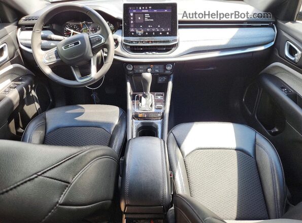 3C4NJDBN0RT124501 2024 JEEP COMPASS Серебряный 