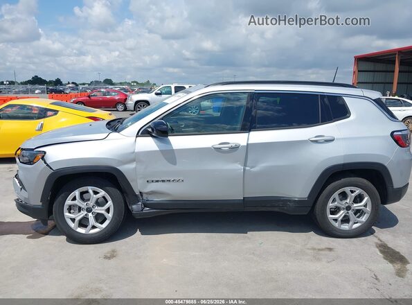 3C4NJDBN0ST598969 2025 JEEP COMPASS Silver Панорамний вид салону 360°
