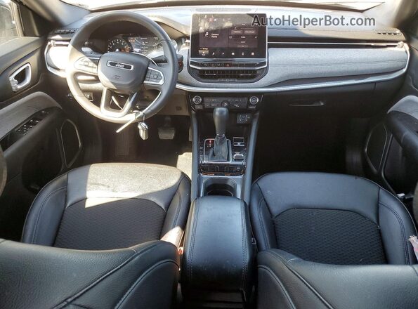 3C4NJDBN1RT606734 2024 JEEP COMPASS Gray წინა პანელის ხედი