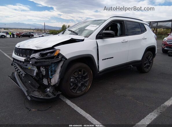3C4NJDBN1ST553555 2025 JEEP COMPASS Белый Передняя левая четверть