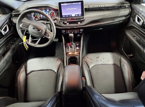 3C4NJDBN2PT516554 2023 JEEP COMPASS Gray Вид панелі приладів
