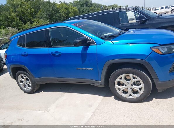 3C4NJDBN2RT100684 2024 JEEP COMPASS Blue უკანა სალონის ხედი