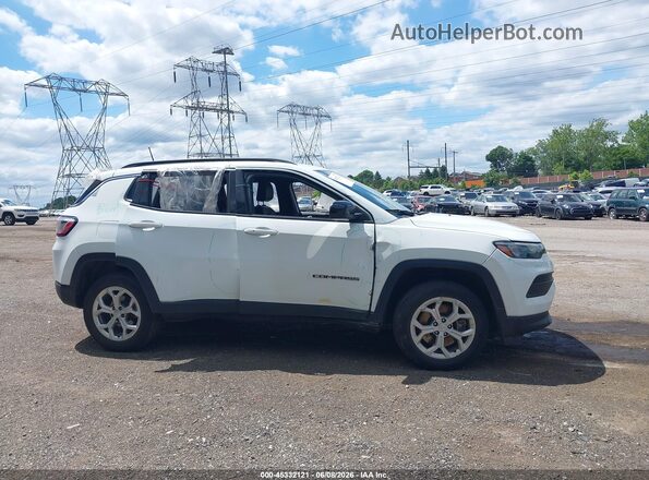 3C4NJDBN2RT117565 2024 JEEP COMPASS White Widok wnętrza 360 stopni