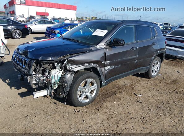3C4NJDBN3PT547781 2023 JEEP COMPASS Gray Vista tres cuartos delantera izquierda