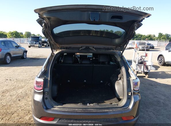 3C4NJDBN3PT547781 2023 JEEP COMPASS Gray 