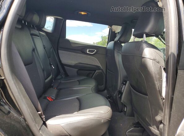 3C4NJDBN3RT133144 2024 JEEP COMPASS Black უკანა სალონის ხედი