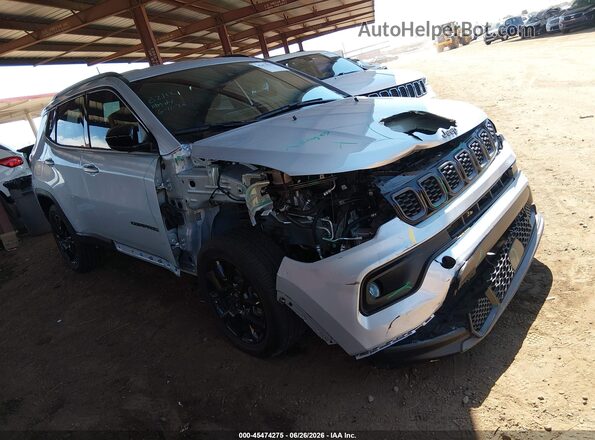 3C4NJDBN3ST585391 2025 JEEP COMPASS Silver 