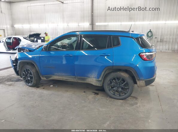 3C4NJDBN3TT152722 2026 JEEP COMPASS Blue Widok wnętrza 360 stopni