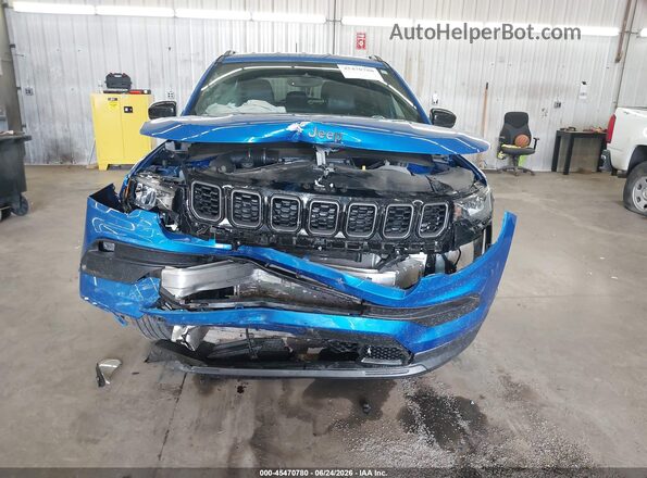 3C4NJDBN3TT152722 2026 JEEP COMPASS Blue Widok zestawu wskaźników