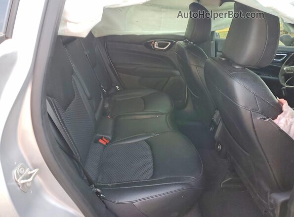 3C4NJDBN4RT144380 2024 JEEP COMPASS Silver Հետևի նստատեղերի տեսք