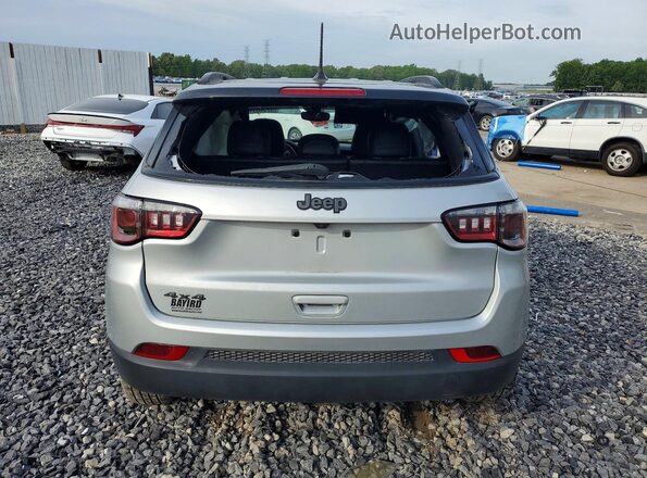 3C4NJDBN4RT144380 2024 JEEP COMPASS Silver Հետևի տեսք