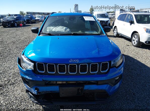 3C4NJDBN5RT138698 2024 JEEP COMPASS Blue Widok wnętrza z tyłu