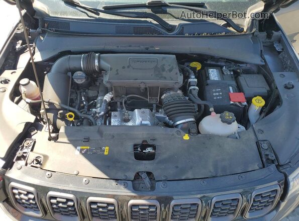 3C4NJDBN5RT141598 2024 JEEP COMPASS Gray Vista del compartimento del motor